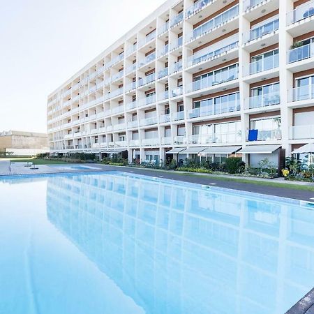Amazing Flat - Pool And Parking Apartment Lisbon Bagian luar foto
