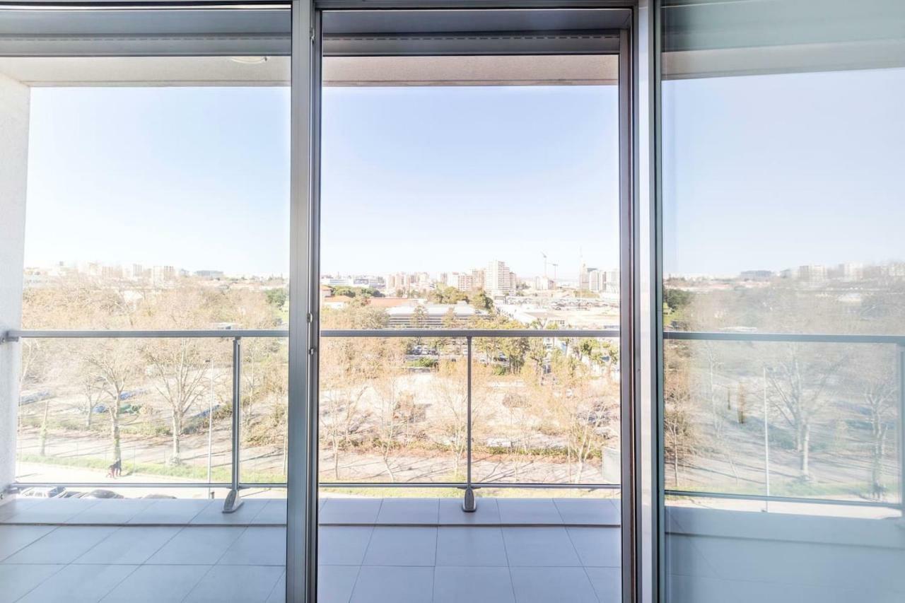 Amazing Flat - Pool And Parking Apartment Lisbon Bagian luar foto