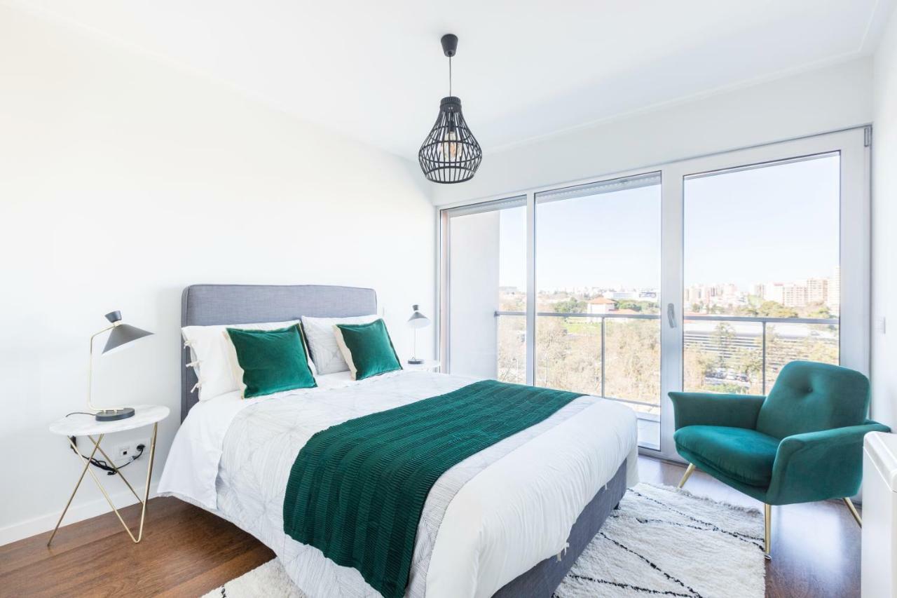 Amazing Flat - Pool And Parking Apartment Lisbon Bagian luar foto